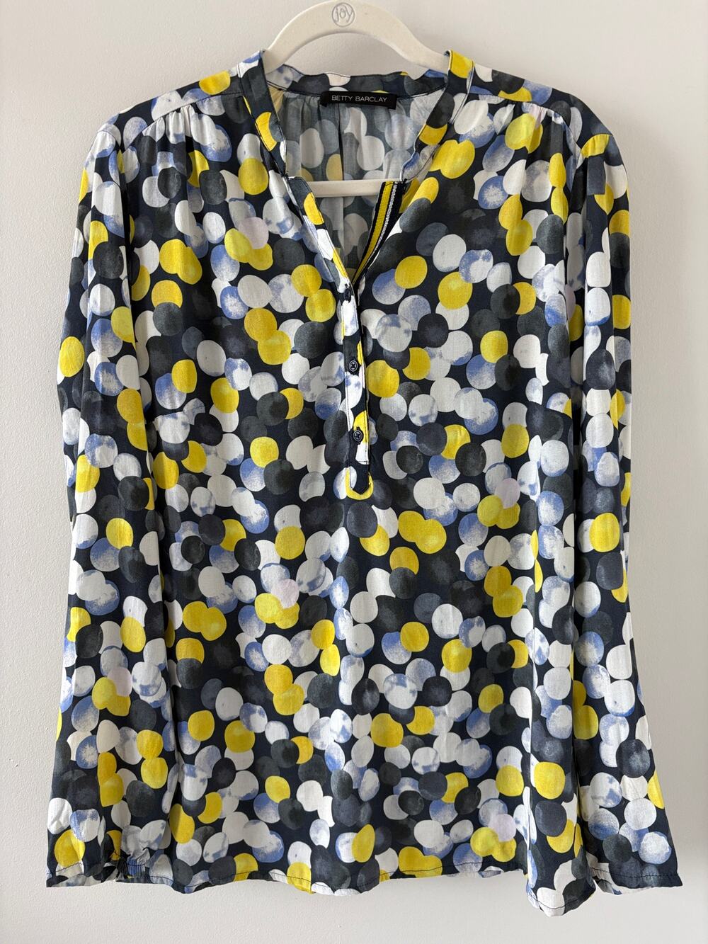 Silky European Artsy Blouse Womens Size 10 Henley Abstract Watercolor Circles